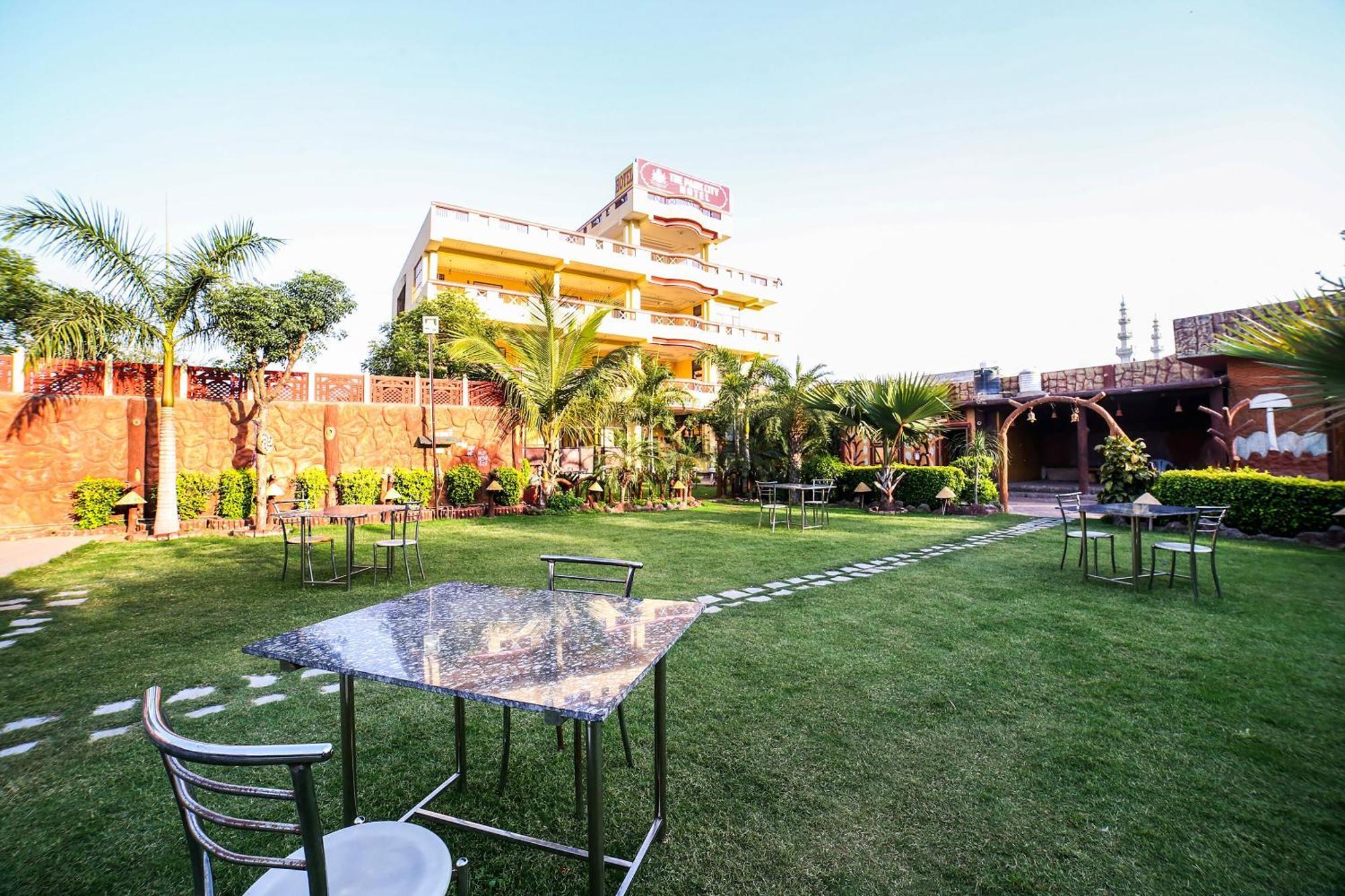 Hotel O The Park City Hotel Dzsaipur Kültér fotó